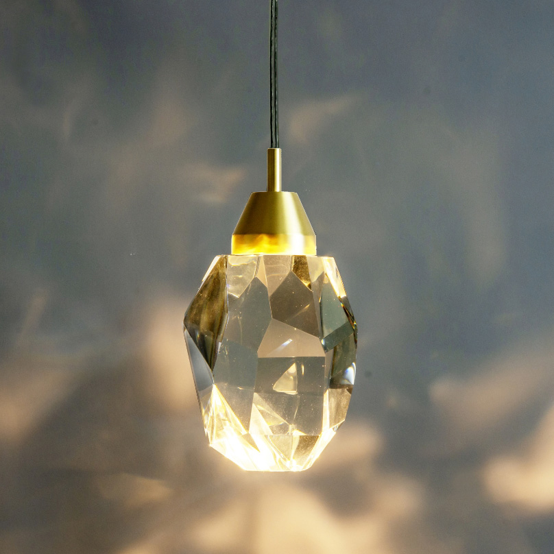  DRABE Pentant Light*展示中